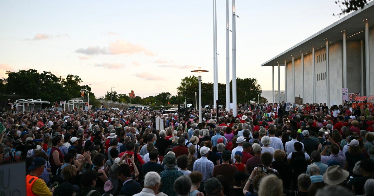 Thousands Join Protest Outside Kennedy Center, Expressing Concern That Trump Might Tear It Down