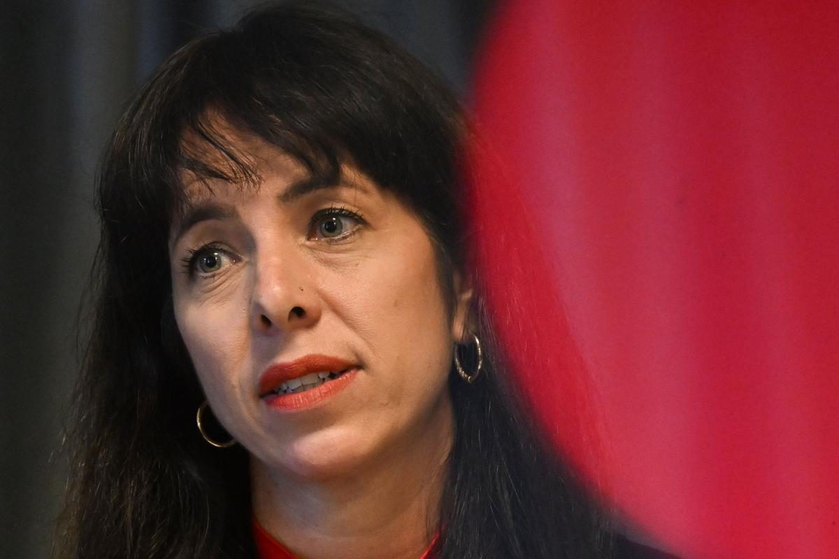 Elections à Berlin : comment la candidate de la gauche radicale Elif Eralp veut faire barrage à l’AfD