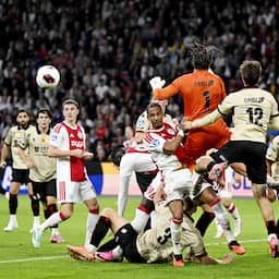 Ajax mist kans op kans en verspeelt weer punten tegen angstgegner Excelsior