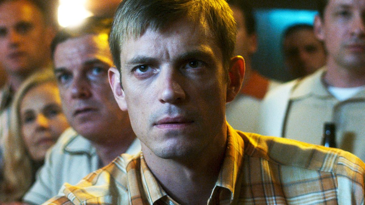 Joel Kinnaman Knows Why Sci-Fi Fans Love Apple TV's For All Mankind So Much