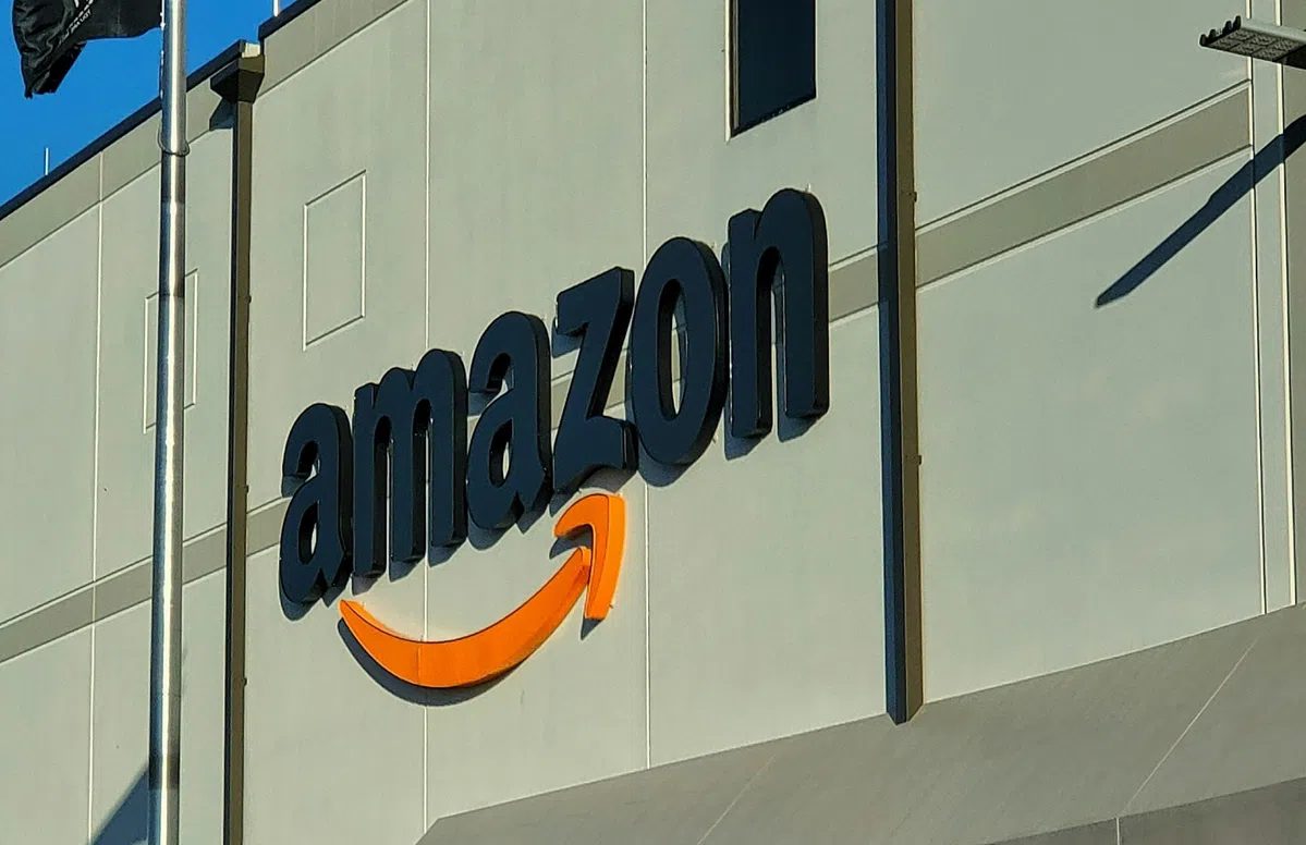 EU heeft Amazon in het vizier vanwege verdachte prijskaartjes