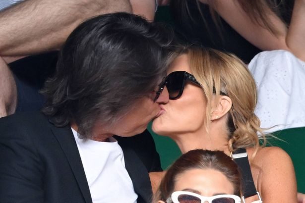 Amanda Holden makes intimate kissing claim that's 'the easiest thing to keep going'