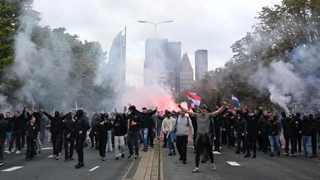 Niederlande: Rechtsextreme Proteste in Den Haag schlagen in Gewalt um