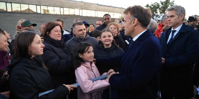 Saint-Pierre-et-Miquelon est bien « français », martèle sur place Emmanuel Macron, en réponse aux visées expansionniste…