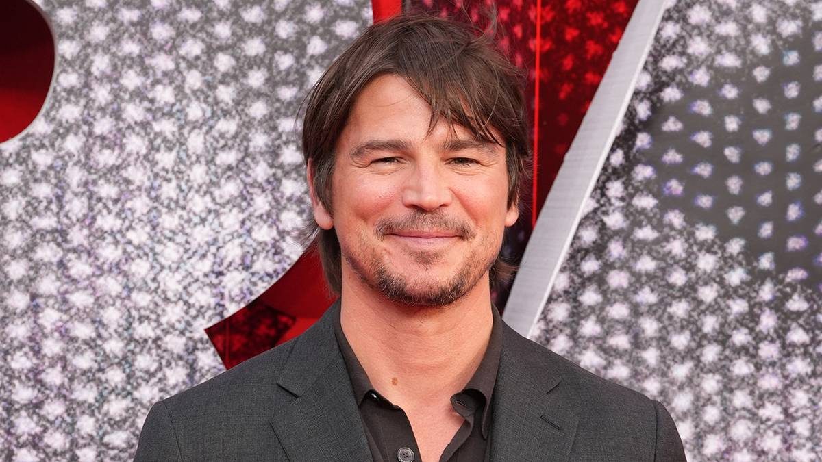 M. Night Shyamalan’s Twisted Josh Hartnett Crime Thriller Officially Takes Over Streaming