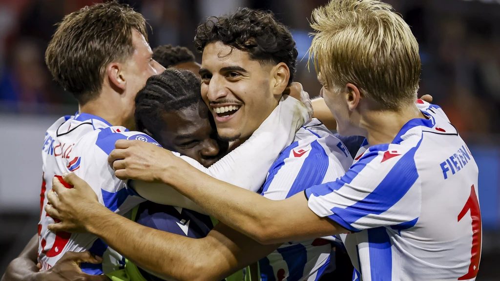 Heerenveen boekt tegen Sparta overtuigend tweede zege van het seizoen