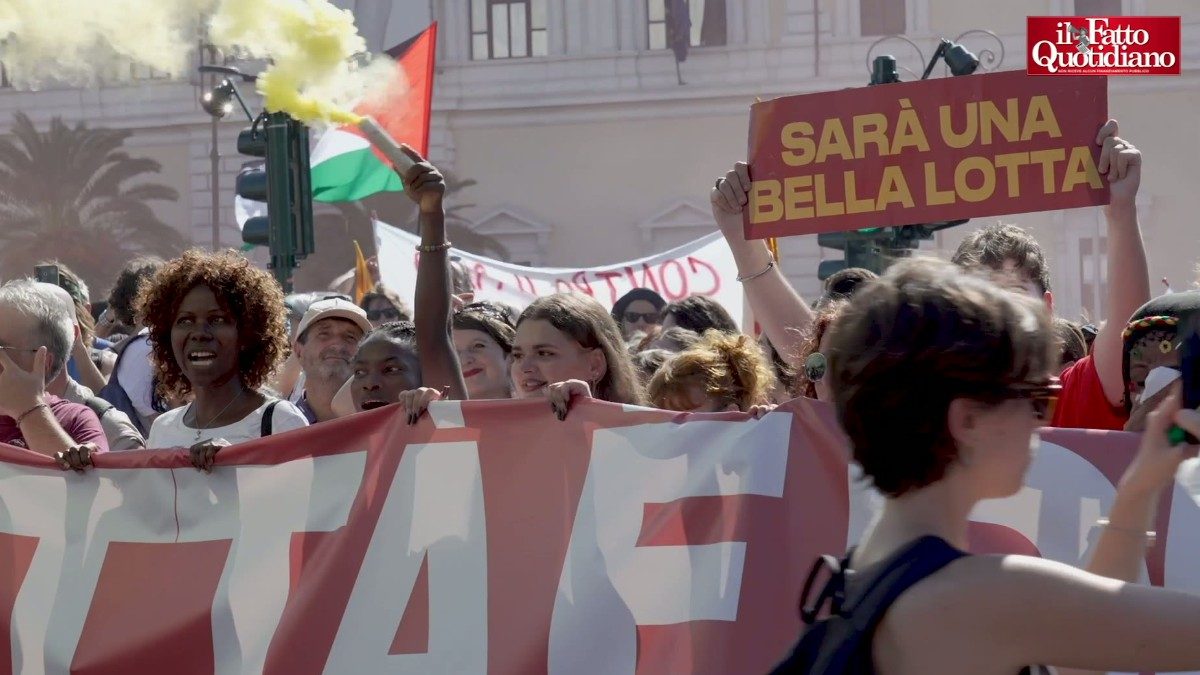 Roma, migliaia in corteo per Spin Time: “Costruiamo un’alternativa ai fondi speculativi”. Il Comune: “La partita non è…