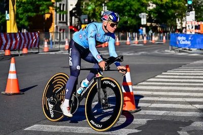 Remco Evenepoel start als laatste aan tijdrit, om 20u30 begint wereldkampioen aan jacht op vierde WK-titel tegen de klok