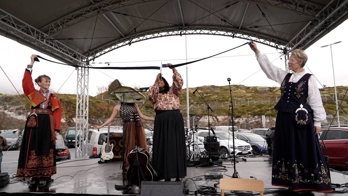 Jaffery opna SKREI-senteret i Lofoten