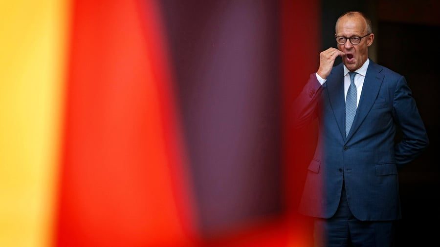 Management-Moment: Wie Führungskräfte angemessen, aber nicht kopflos auf Krisen reagieren