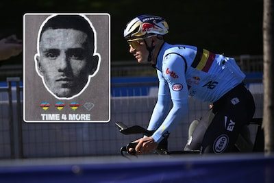 “We moedigden Wout aan voor Roubaix, hij won. Dus waarom stoppen?”: Remco Evenepoel, die om 20u30 WK-tijdrit rijdt, op…