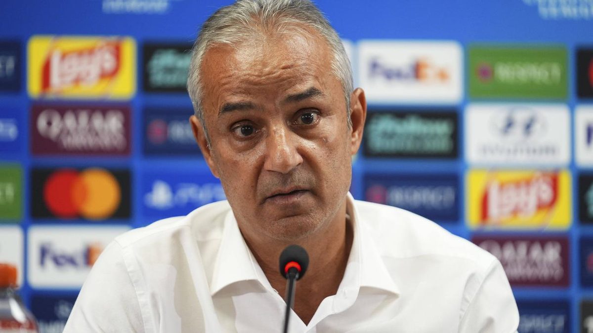 Posse um Blitz-Rücktritt von Fenerbahçes Trainer