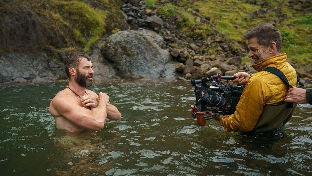 "Une véritable honte du début à la fin", le dernier film de Zack Snyder (Justice League) se fait assassiner...