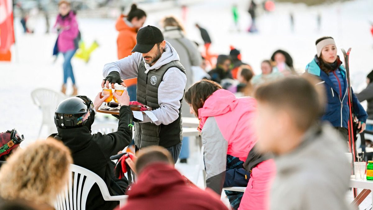 Entre 15 000 et 20 000 postes : la course aux saisonniers d’hiver est lancée pour les bars et restaurants d’altitude