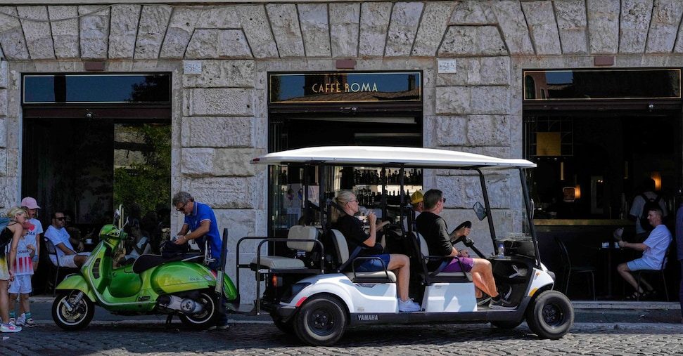 Turismo, estate con nuovi numeri record: 256 milioni di presenze (+2%)
