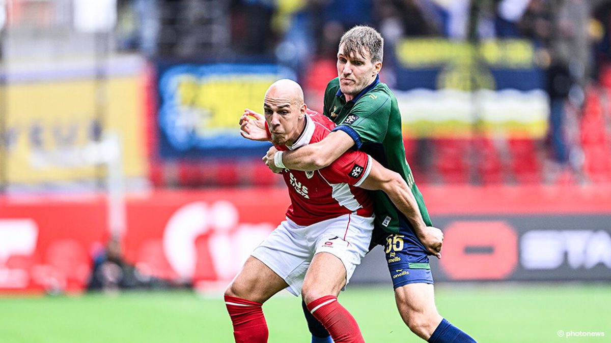 LIVE: Union is meteen baas in het Bosuilstadion, Mofokeng laat vroege openingsgoal liggen