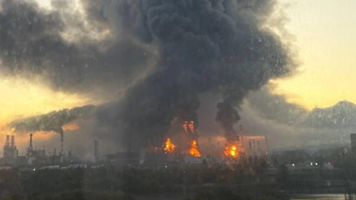 Ucrania lanza el mayor ataque con drones contra Moscú de la guerra