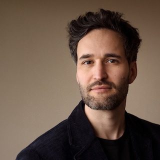 Econoom Daniel Susskind : ‘Wie gelooft dat we de opmars van AI nog kunnen afremmen, vergist zich. Wie vindt dat we hem…