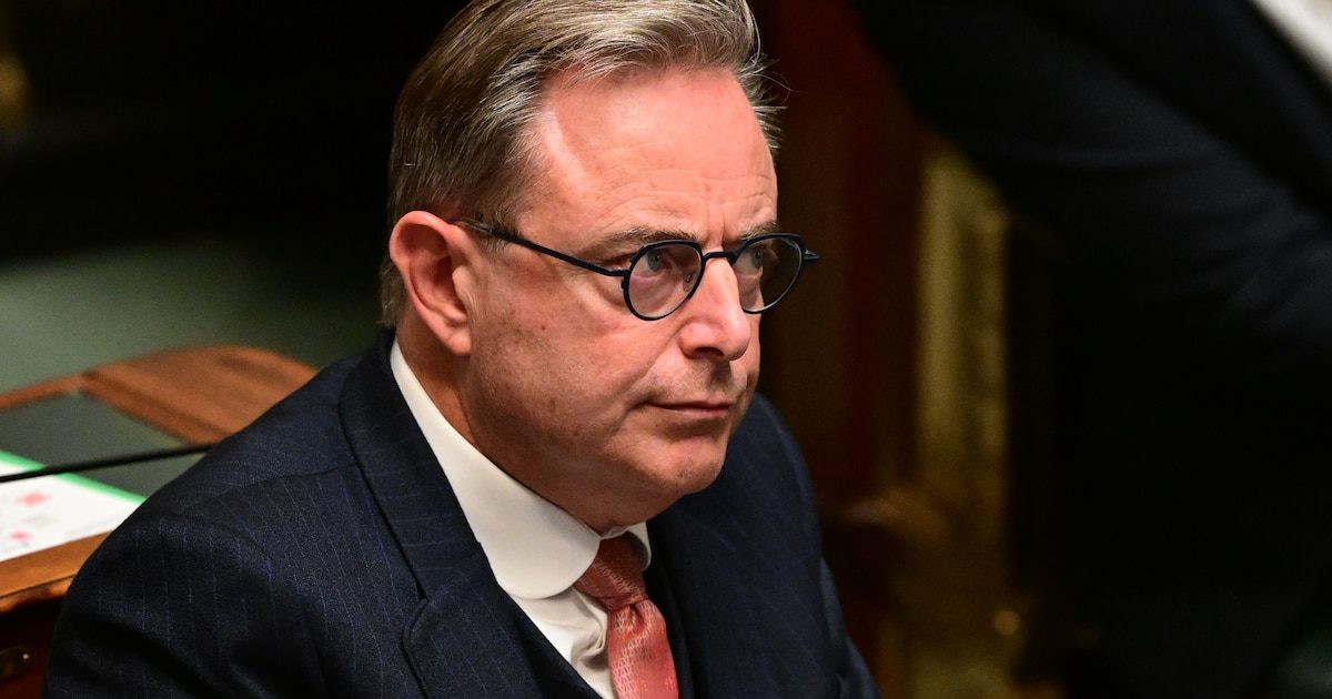 Le conseil des ministres restreint se réunira lundi pour plancher sur le budget : "L’exercice s’annonce particulièremen…
