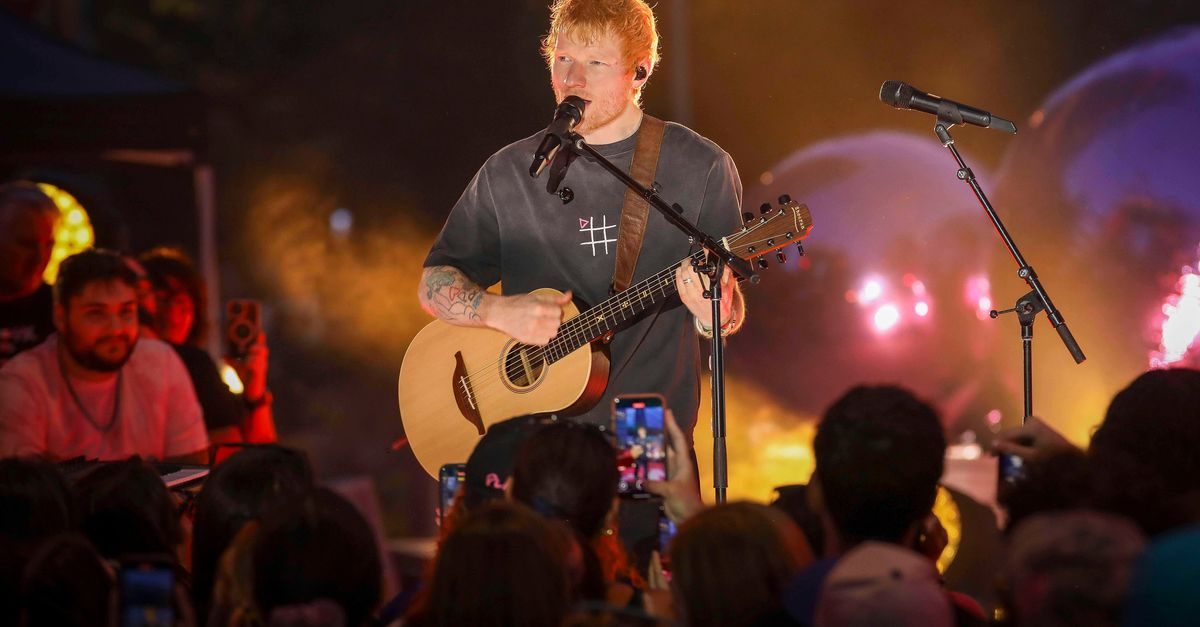 Muzikale allemansvriend Ed Sheeran kreeg volop kritiek omdat hij zich niet uitsprak over Gaza en afzeggen Macklemore: ‘…