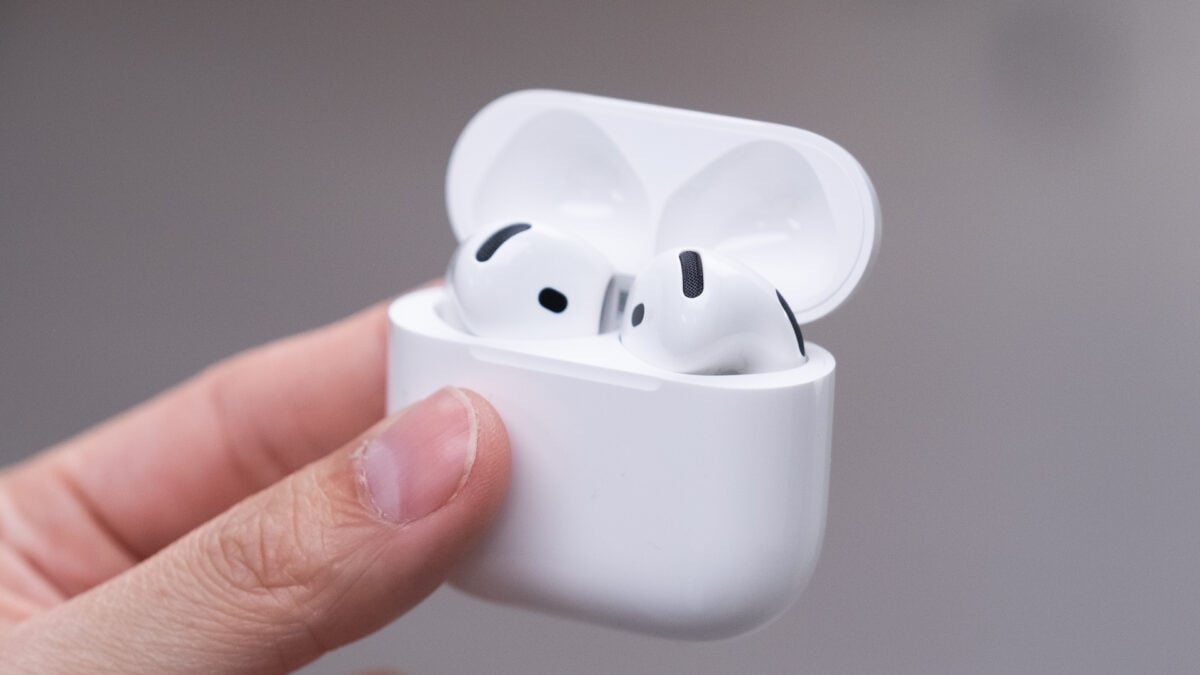 AirPods 5 Hands-On: Better Than ANC AirPods 4 in Every Way and Now $30 Cheaper