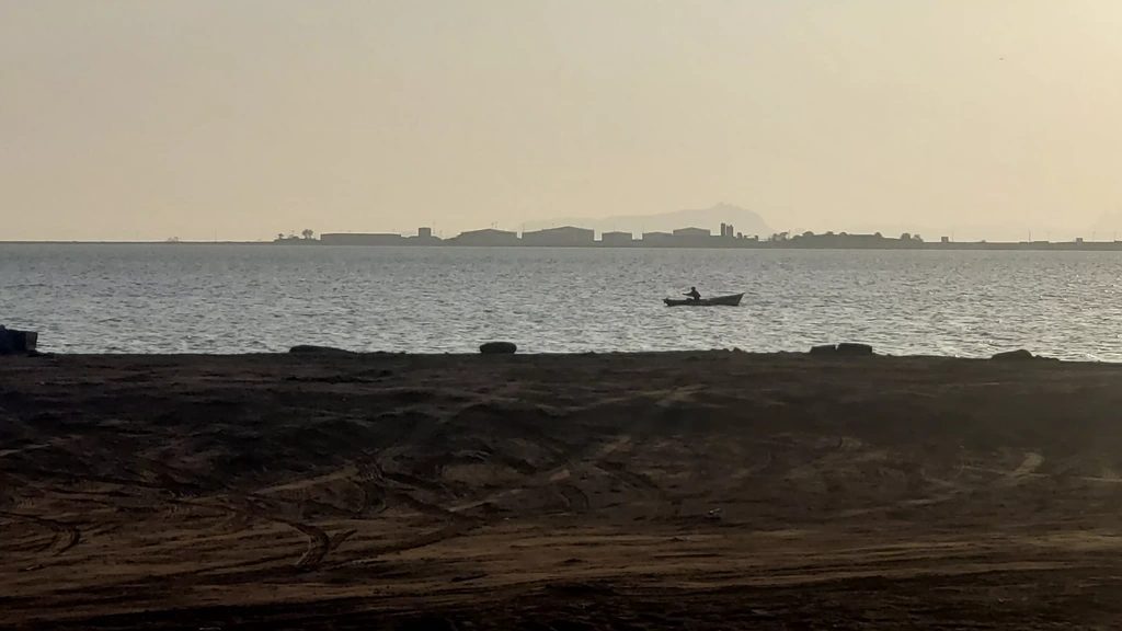 Houthi's nemen controle over belangrijke vaarroute voor olie naar Europa