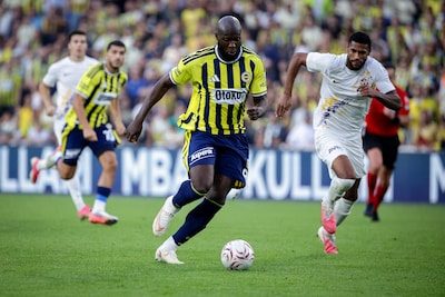8 (!) goals, maar geen van Romelu Lukaku: ‘Big Rom’ opnieuw invaller bij Fenerbahçe, dat stevig uithaalt tegen laagvlie…