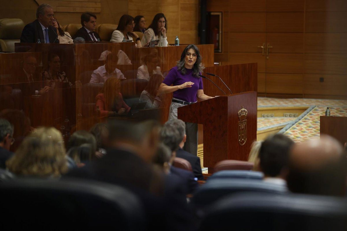 Más Madrid tacha a Ayuso de "corrupta" y afirma que el Madrid "de los barrios" se rebelará "contra el de los áticos"