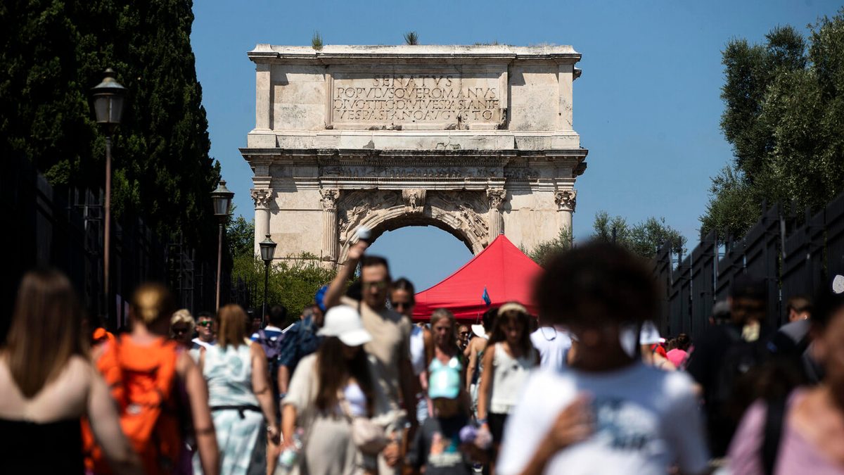 Bankitalia, a giugno e nel trimestre aumenta spesa turisti stranieri