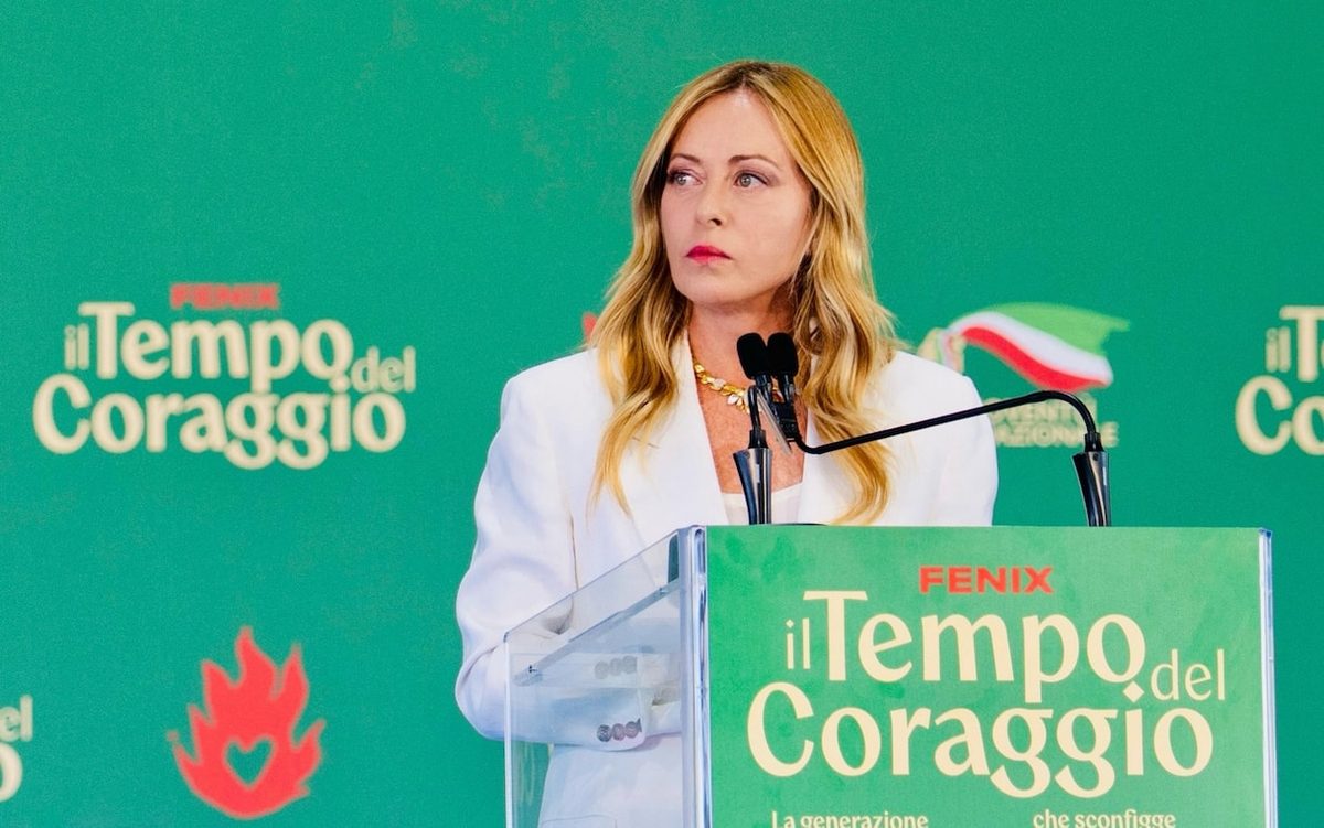 Giorgia Meloni a festa giovani FdI: “Politica vera è lasciare un futuro migliore”