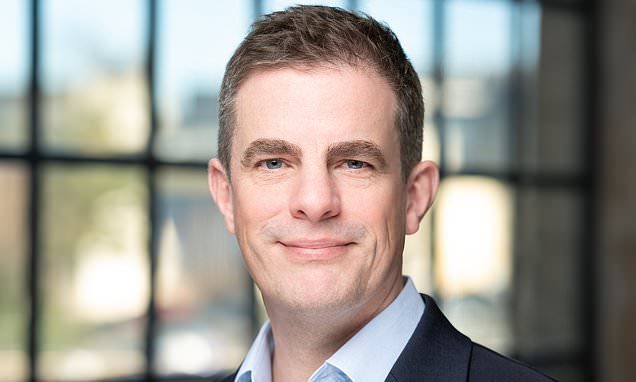 I've been made redundant and don't know how I'll pay the £2,981 a month mortgage: What can I do? DAVID HOLLINGWORTH rep…