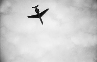 Il détourne un avion, récupère sa rançon et disparaît : le mystère D.B. Cooper, traqué par le FBI pendant 45 ans