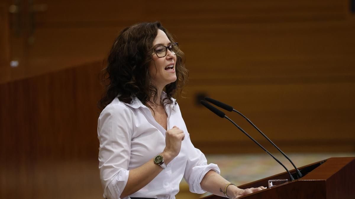 Ayuso se ve obligada a hablar del ático de lujo: "Señor Sánchez, es un mentiroso, ese aticazo no era para mí"