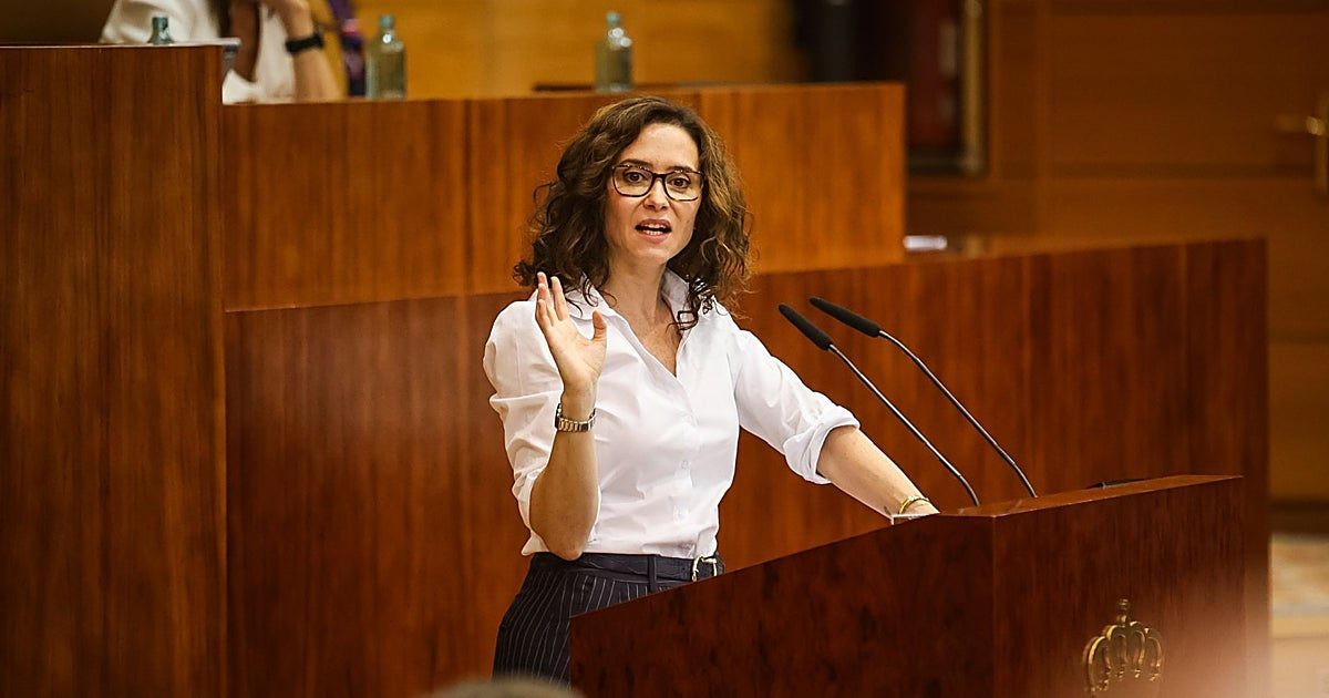 Ayuso insiste en que el «aticazo» no era para ella, aunque «tendría derecho» a vivienda, como otros presidentes