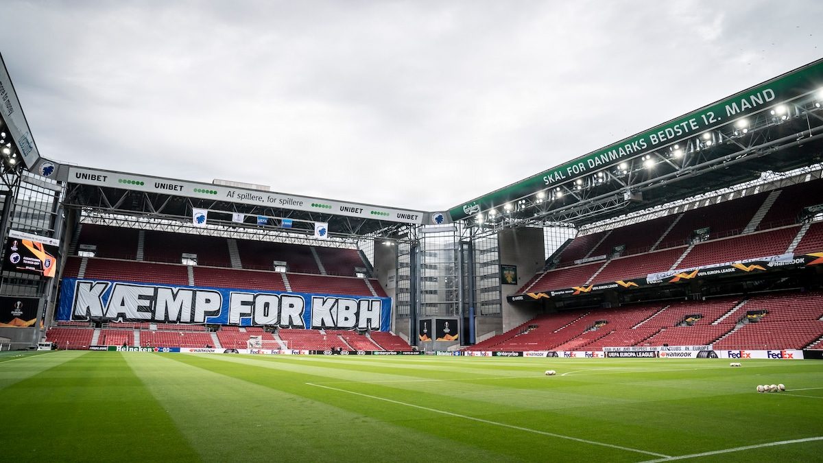 Kaos i Fenerbahce: Presset træner får ikke lov til at sige op