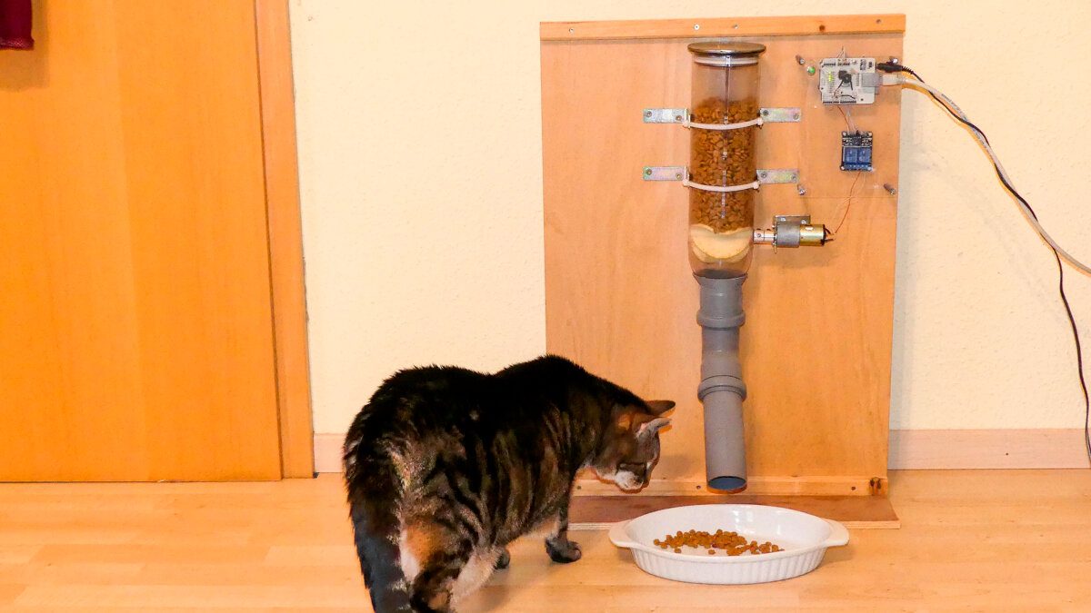 Oberverwaltungsgericht: Smart Pet Feeder ist keine verbotene Abhöranlage