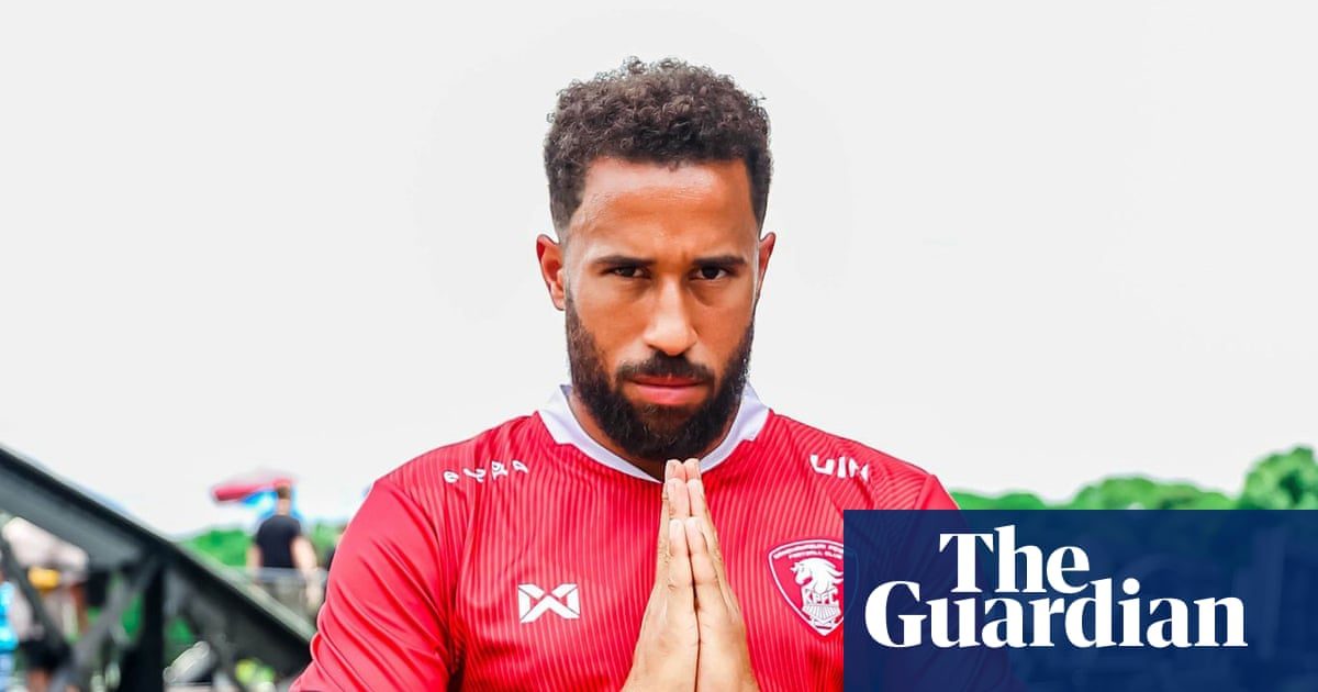 Andros Townsend avoids injury after bizarre pitch roller incident in Thailand