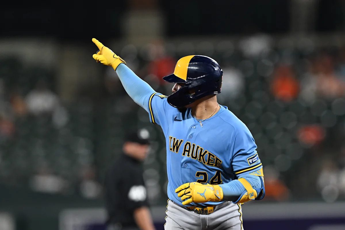 Brewers set franchise record with 98th victory, beat Orioles 3-0 to complete sweep