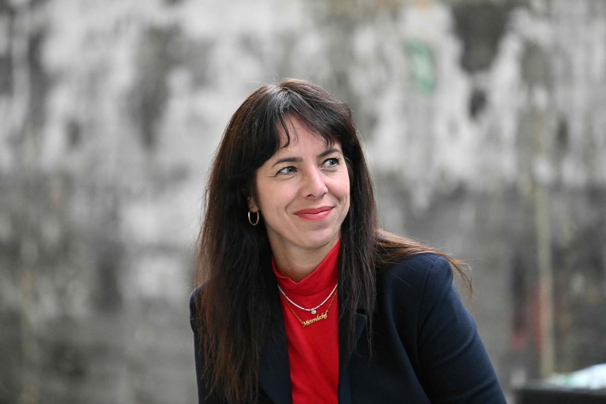 Qui est Elif Eralp, la candidate de gauche radicale en passe de devenir maire de Berlin ?
