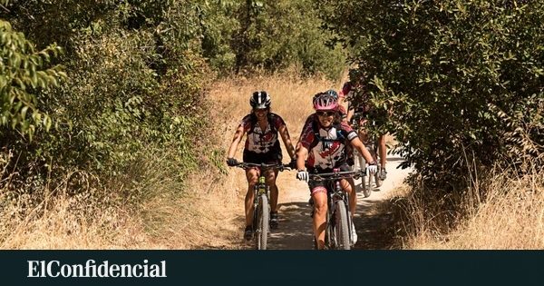 El reto de la temporada: 213 kilómetros en 'mountain bike' por el Madrid que estalla en otoño