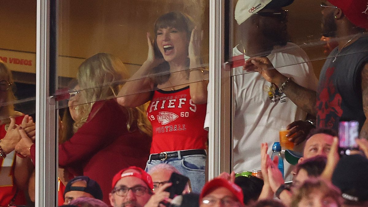 Who’s Sitting with Taylor Swift at September 20 Chiefs vs. Colts Game? Look Inside Her Suite!