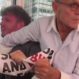 Modebaas stapt op na tegenhouden activisten bij New York Fashion Week