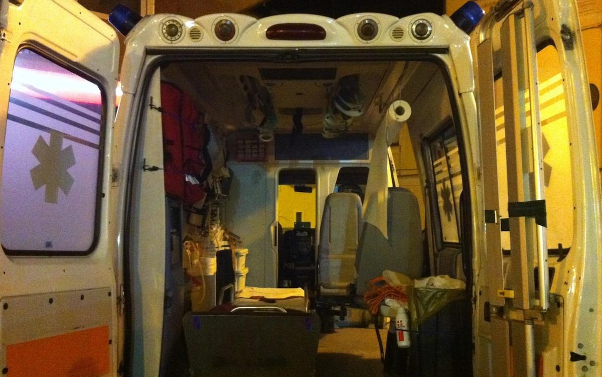 Viareggio, auto pirata travolge e uccide donna in bicicletta