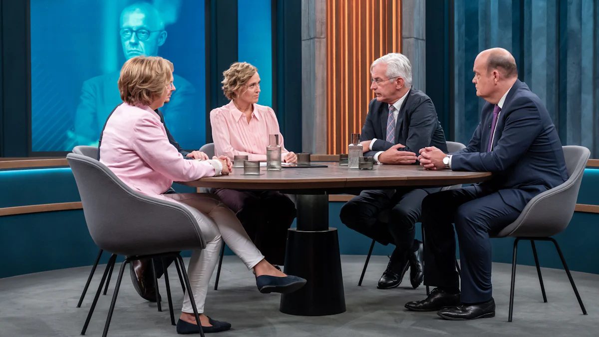 Caren Miosga: „Sie machen das, was Frau von Storch Ihnen aufgeschrieben hat“