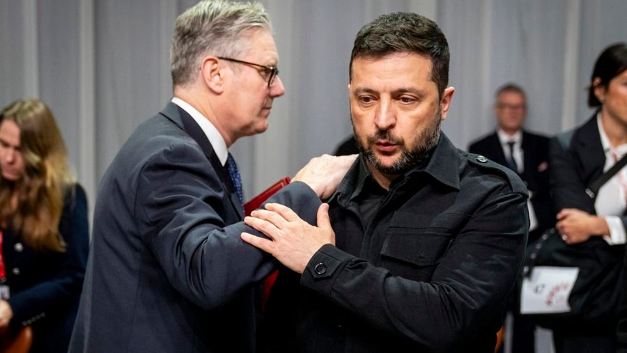 Zelenskyjs store problem: Presses af Putin og Trump