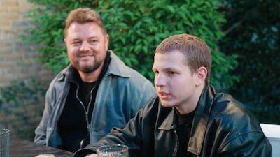Papa van Oekraïense Stefan op bezoek in ‘Kotmadam Sergeant’: “Ik hoop niet meer op een terugkeer naar huis”