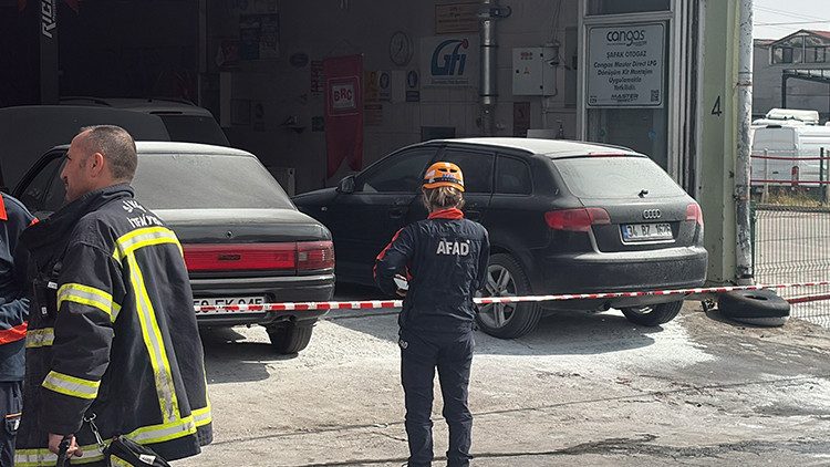 Oto LPG servisinde patlama: 5 kişi yaralandı