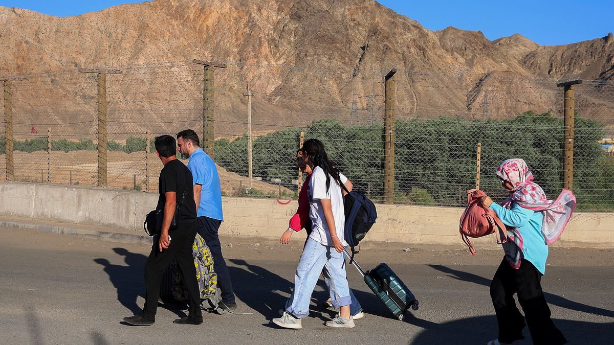 Iran: Warum Iranerinnen und Iraner nach Armenien fliehen