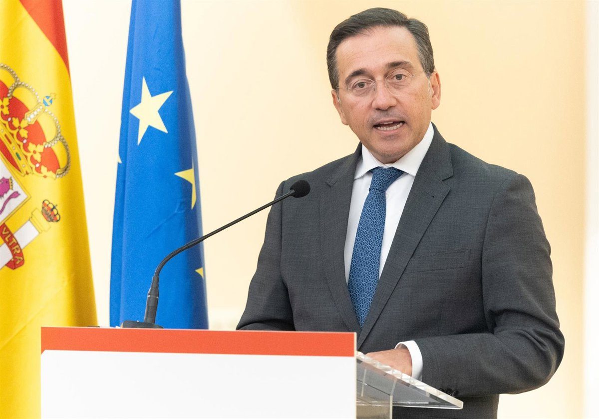 Albares dice que el Gobierno está actuando con prevención ante el llamamiento para entrar a Ceuta el 23 de septiembre