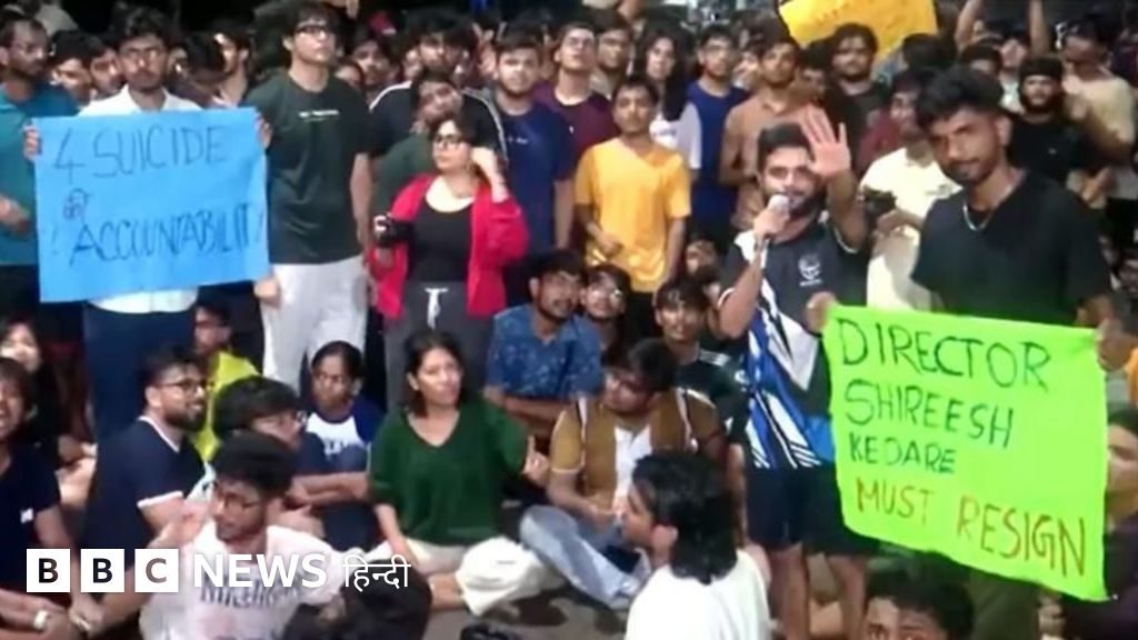 आईआईटी बॉम्बे के छात्र की मौत: मां-बाप का आरोप, 'जातिसूचक गालियां दी गईं और आत्महत्या के लिए उकसाया गया'